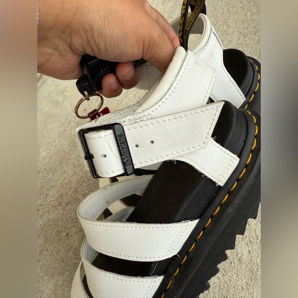 Dr. Martens Size 8 Blaire Hydro platform sandals in white leather - Picture 7 of 8